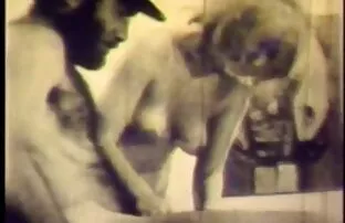 Video ansehen Vintage hot blonde spielt auf dem Rücksitz auf Kostenlose porno-Site, die Heimat von kostenlosen Spielzeug porno-videos und Мамочки sex reife damen kostenlos erotische videos Filme online.