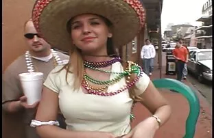 Exotic4k Hershey Kuss Nippel gefickt von riesigen Schwanz gratis pornos mit älteren frauen